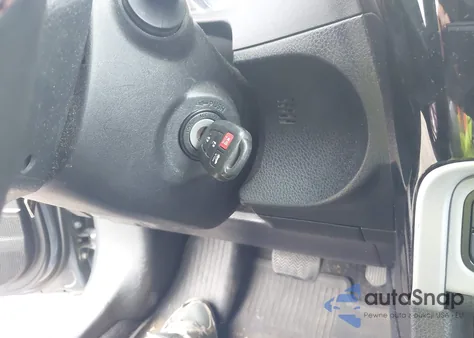 2018 Toyota Corolla Le from USA, damaged, VIN 2T1BURHE7JC002921